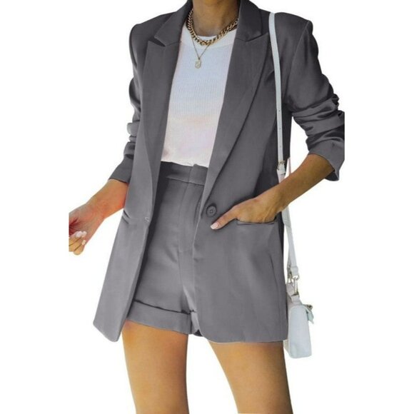 Two piece blazer and shorts set - Picture 4 of 7